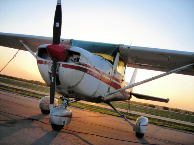 Cessna 152 (N7867U) - Photo by Michael Vincent