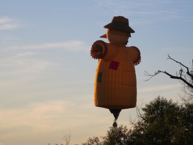 — — - Scarecrow!