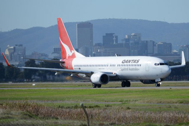 Boeing 737-800 (VH-VYH) - On taxiway heading for take-off on runway 05. Wednesday, 21st May 2014.