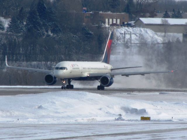 Boeing 757-200 (N553NW)