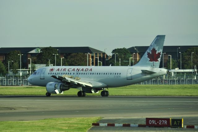 Airbus A319 (C-GITR) - Air Canada Airbus A319-112 C-GITR in London Heathrow