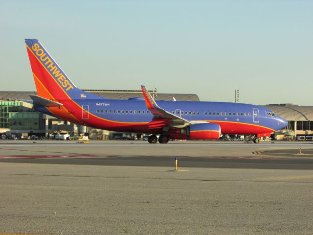 Boeing 737-700 (N427WN) - Line up and wait on RWY 20R