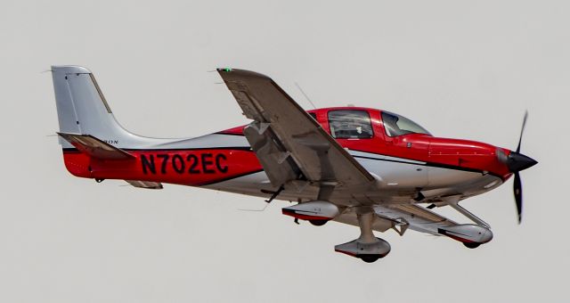 Cirrus SR-22 (N702EC) - N702EC 2016 CIRRUS SR22T s/n 1301 - North Las Vegas Airport (IATA: VGT, ICAO: KVGT)br /Photo: Tomas Del Corobr /April 4, 2019