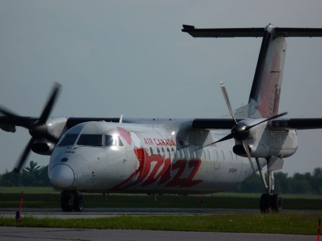 C-FJVV — - taxiing towards RWY#25