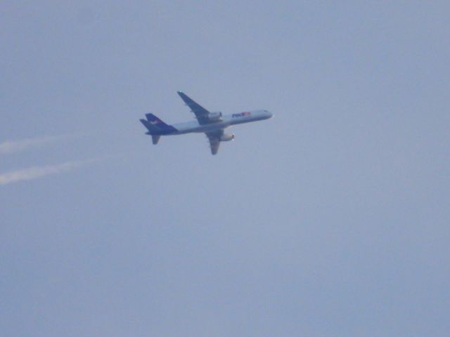Boeing 757-200 (N954FE) - FDX363br /MEM-BOIbr /12/08/21