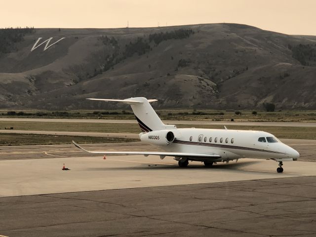 Cessna Citation Longitude (N803QS)