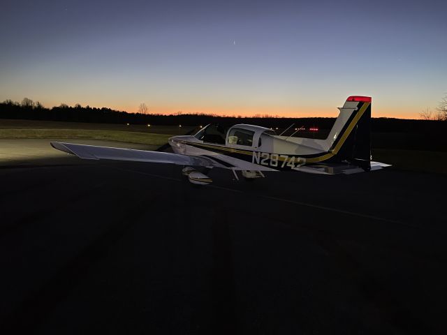 Grumman AA-5 Tiger (N28742)