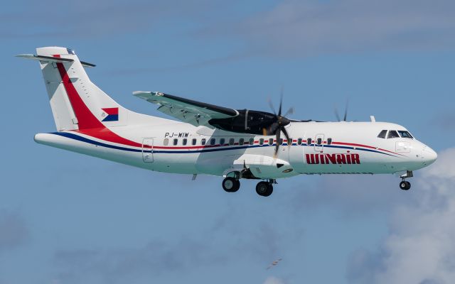 ALENIA Surveyor (ATR-42-500) (PJ-WIW)