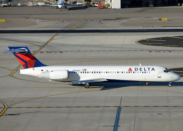 Boeing 717-200 (N988AT)