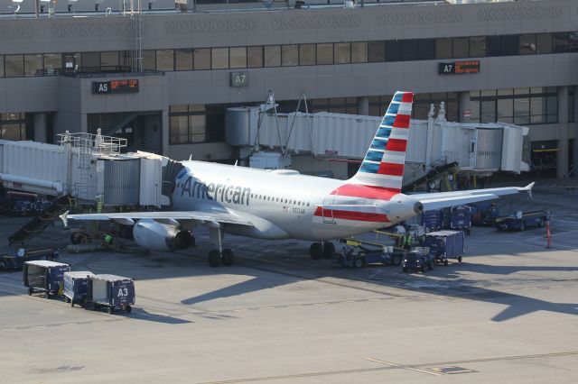 Airbus A319 (N813AW)