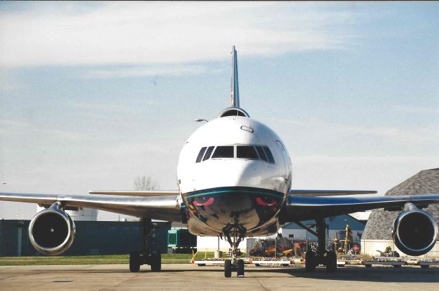 Lockheed L-1011 TriStar (N187AT)