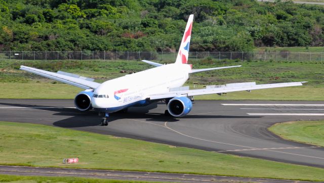 Boeing 777-200 (G-VIIO)