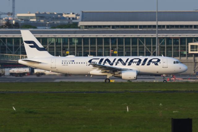 Airbus A320 (OH-LXM)