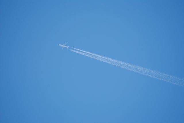 Boeing 777-200 (F-GUOC) - 1/10/2016: Air France 1994 Boeing 777-F28 (F-GUOC) enroute to Mexico City (MMMX). 