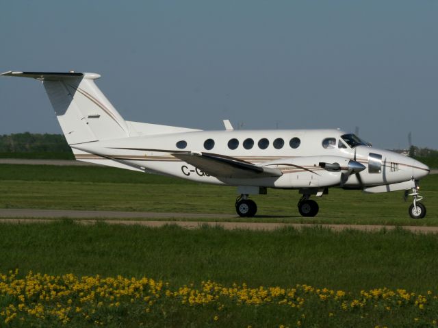 Beechcraft Super King Air 200 (C-GJFY)