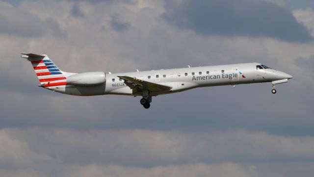 Embraer ERJ-145 (N661JA)