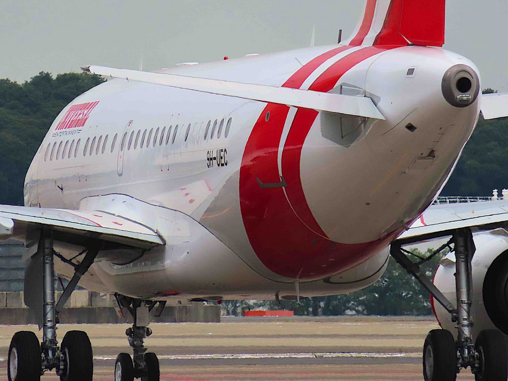 Airbus A318 (9H-UEC) - I took this picture on Aug 21, 2019.br /MLM318/18Aug HND-NRT