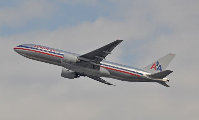 Boeing 777-200 (N794AN) - Imaged on 1/13/12