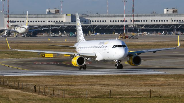 Airbus A320 (EC-MJC)
