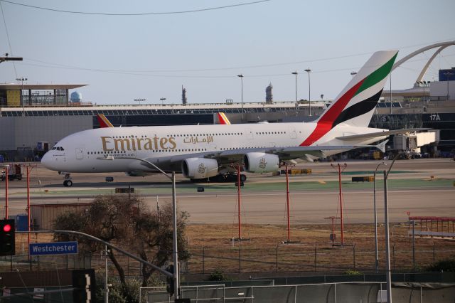 Airbus A380-800 (A6-EVL)