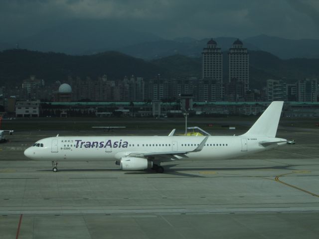 Airbus A321 (B-22610)