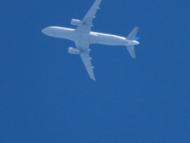 Airbus A320 (N463UA) - UAL766br /05/05/21