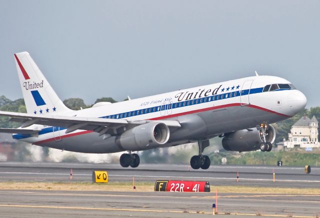 Airbus A320 (N475UA) - Stars and Bars UA A320 Special livery 