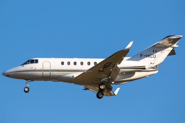 Hawker 800 (F-HICU)