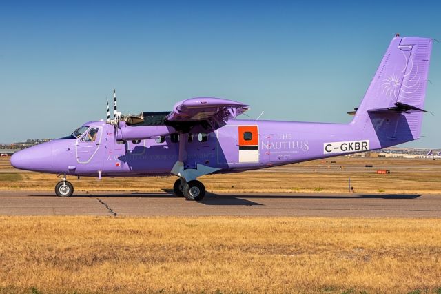 De Havilland Canada Twin Otter (C-GKBR) - Taxiing back to Borek after some engine runs. 