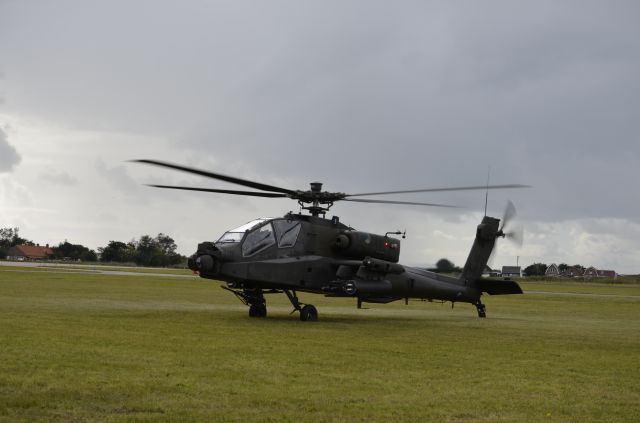 Boeing Longbow Apache (Q80)