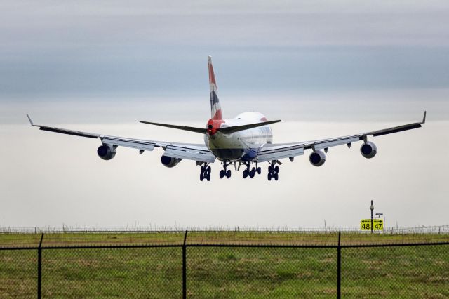 Boeing 747-400 (G-BYGA)