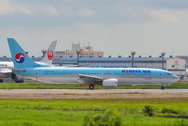 Boeing 737-900 (HL7724) - Photo taken on Aug 18, 2017.