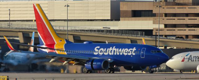 Boeing 737-700 (N962WN) - phoenix sky harbor international airport 18OCT22