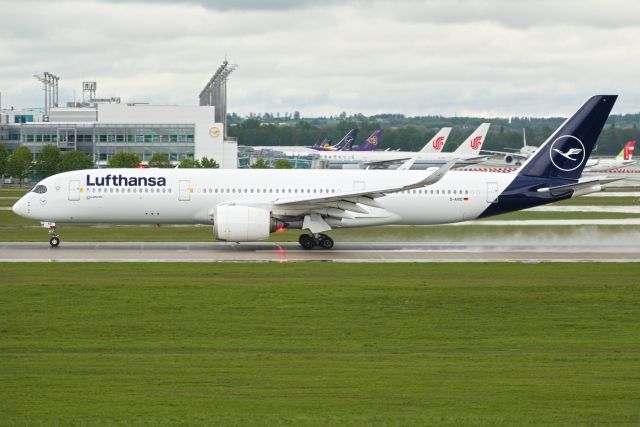 Airbus A350-900 (D-AIXO)