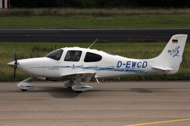 Cirrus SR-20 (D-EWCD)