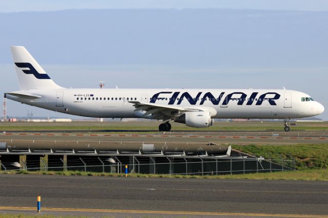 Airbus A321 (OH-LZC)