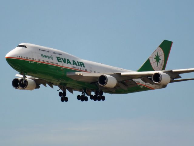 Boeing 747-400 (B-16405)