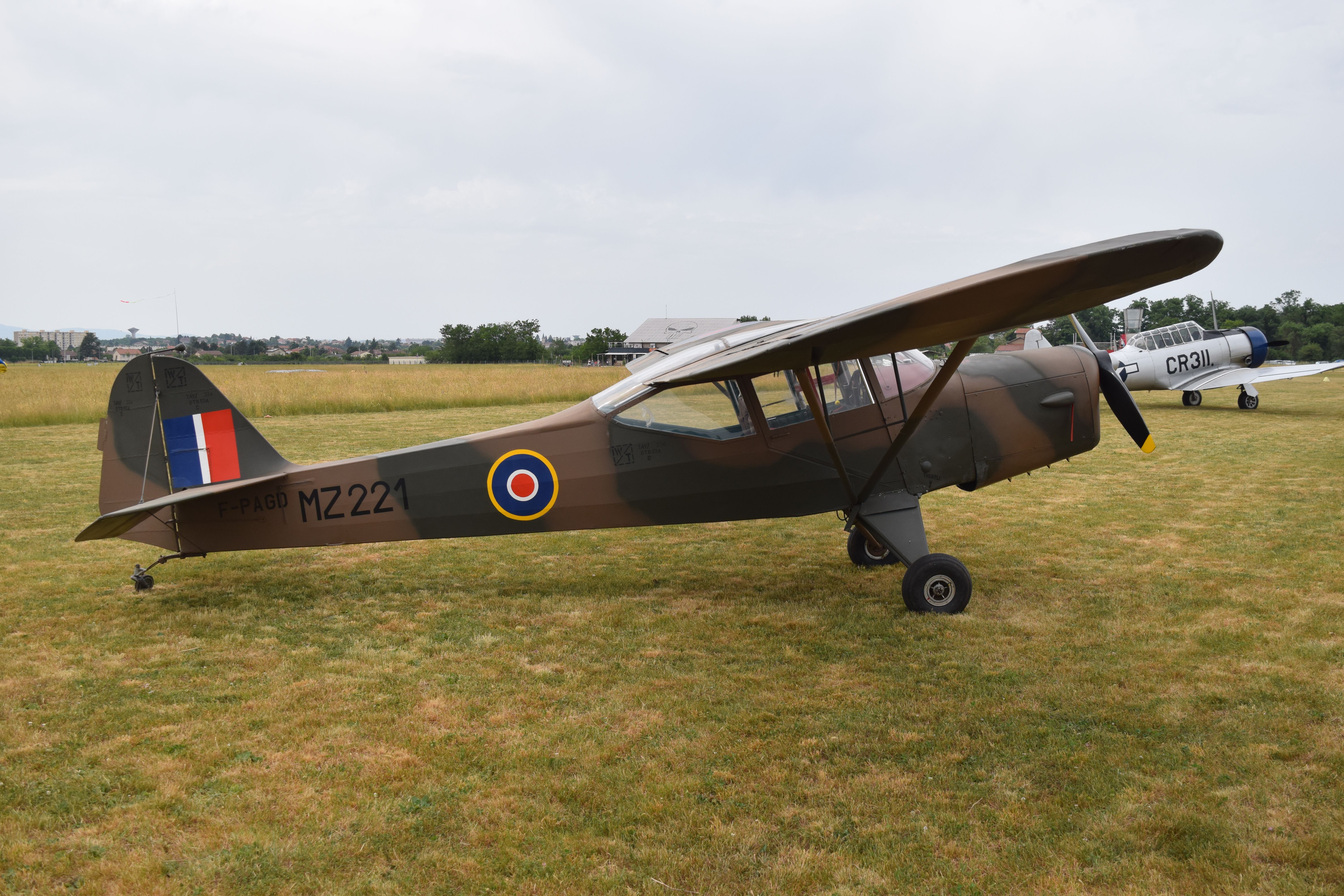 TAYLORCRAFT (2) J-1 Autocrat (F-PAGD) - Auster J-1 Autocrat
