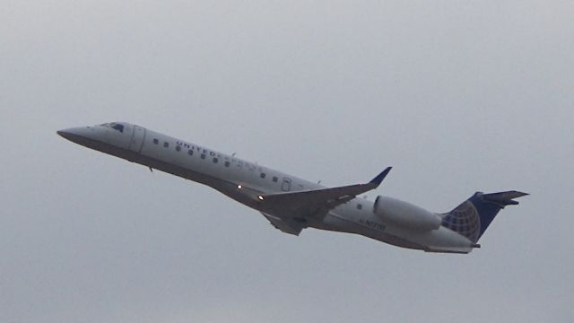 Embraer ERJ-145 (N17115) - N17115 taking the Penn State Nittany Lions Mens Basketball team back home to State College, PA after their win over the Illini today as UA2312!