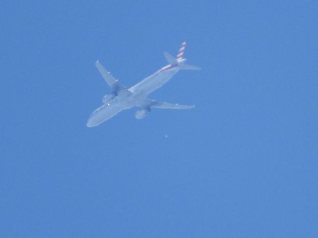 Airbus A321 (N586UW) - AAL2223br /DFW-ORDbr /10/04/21