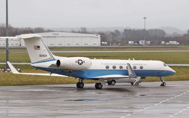 Gulfstream Aerospace Gulfstream V (99-0404) - "sam765" usaf c-37a 99-0404 at shannon 10/3/18.