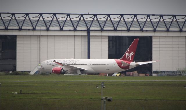 Boeing 787-9 Dreamliner (G-VMAP) - virgin atlantic b787-9 dreamliner g-vmap at shannon 10/6/19.