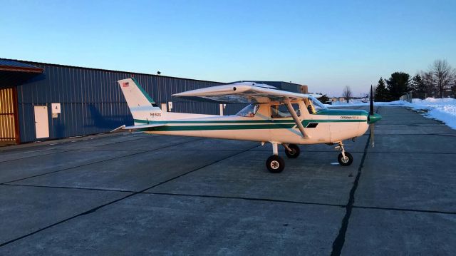 Cessna 152 (N49125)