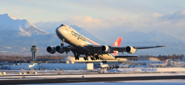 BOEING 747-8 (LX-VCN)