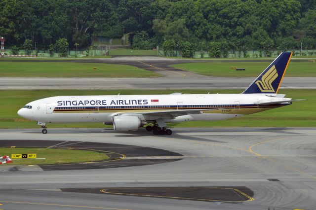 Boeing 777-200 (9V-SQF)
