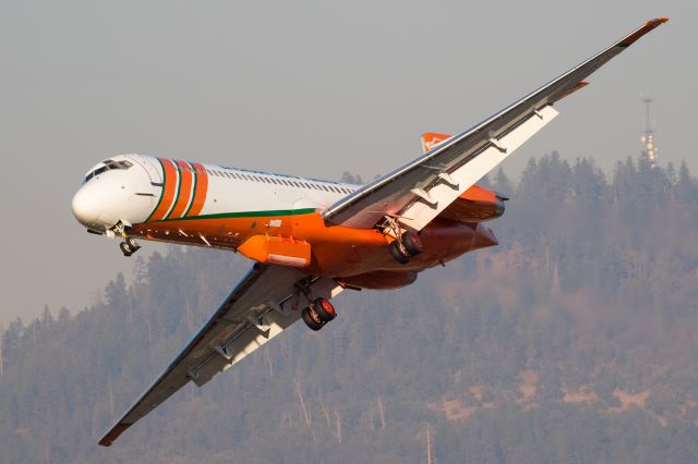 McDonnell Douglas MD-87 (N293EA)