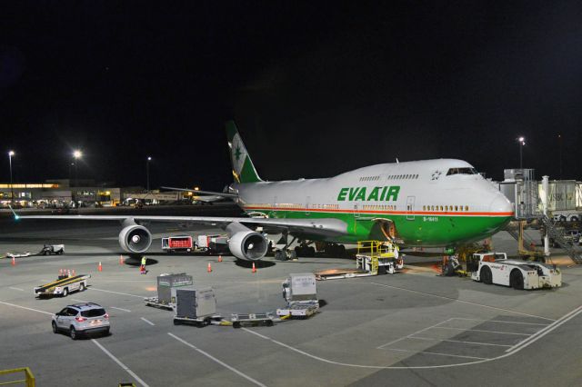 Boeing 747-400 (B-16411)