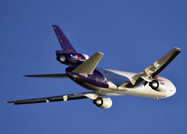 McDonnell Douglas DC-10 (N307FE)