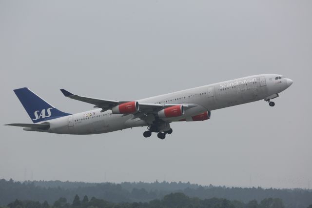 Airbus A340-300 (OY-KBD)