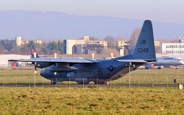 Lockheed C-130 Hercules (16-5349) - usn c-130t 165349 at shannon 30/11/16.